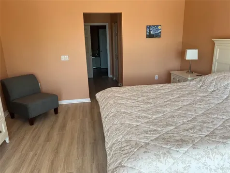 1188 N Tamiami Trail Sarasota FL 34236