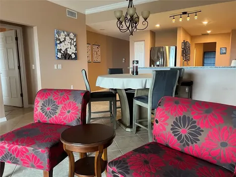 1188 N Tamiami Trail Sarasota FL 34236