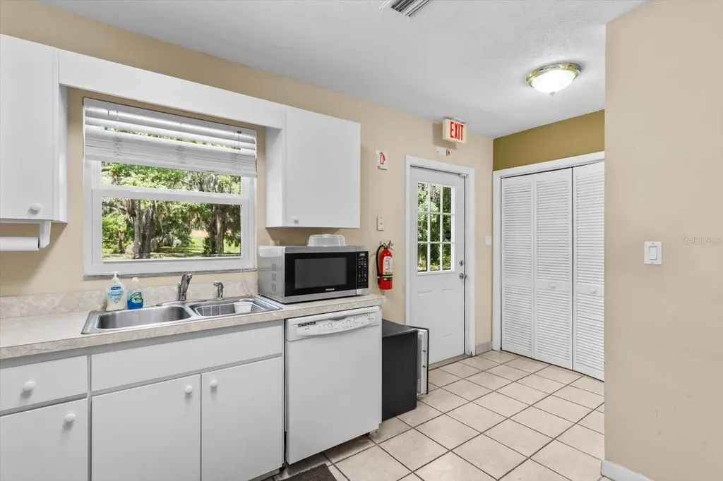 2716 S Lecanto Highway Lecanto FL 34461