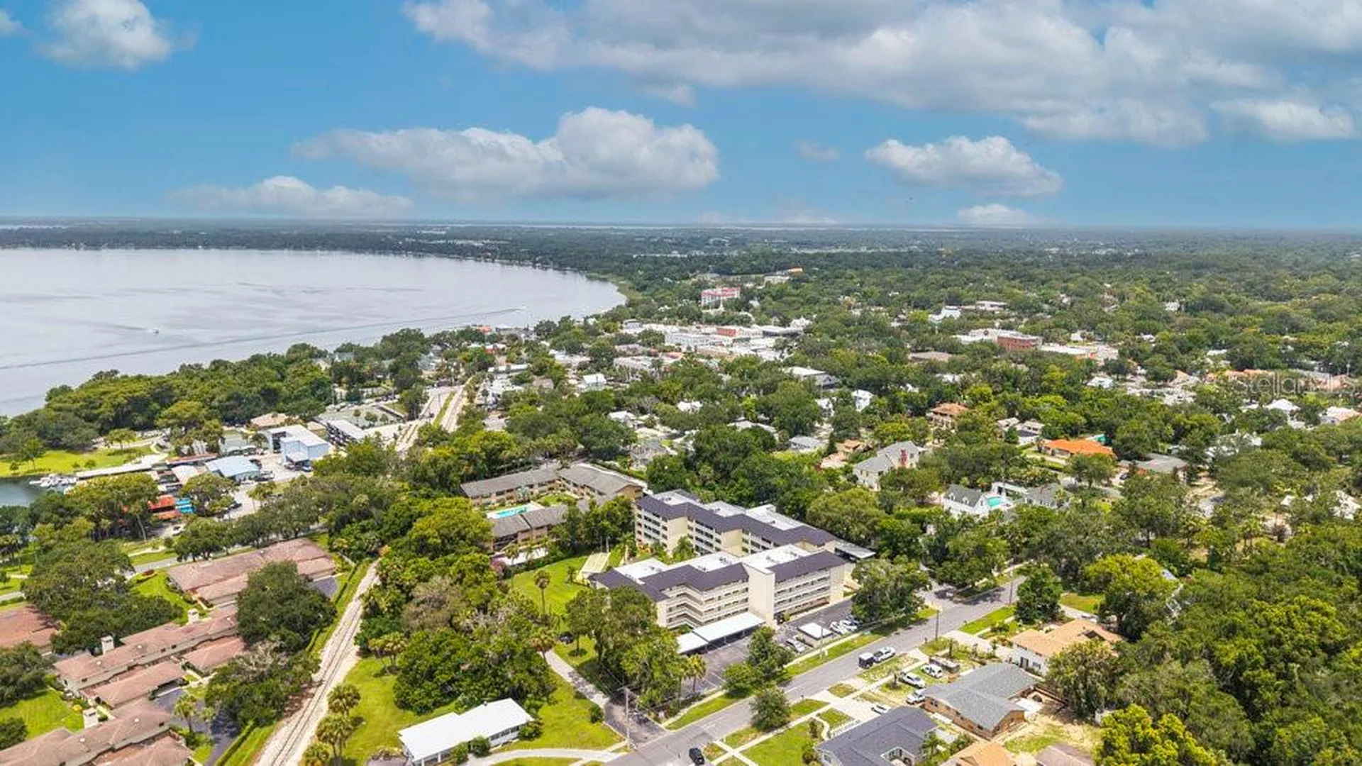 101 N Grandview Street Mount Dora FL 32757