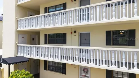 101 N Grandview Street Mount Dora FL 32757