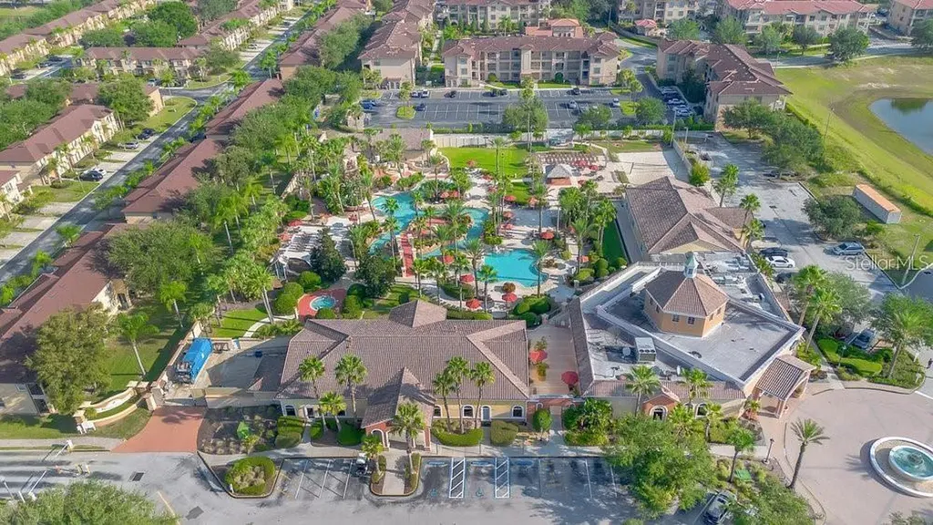 1052 Calabria Avenue Davenport FL 33897