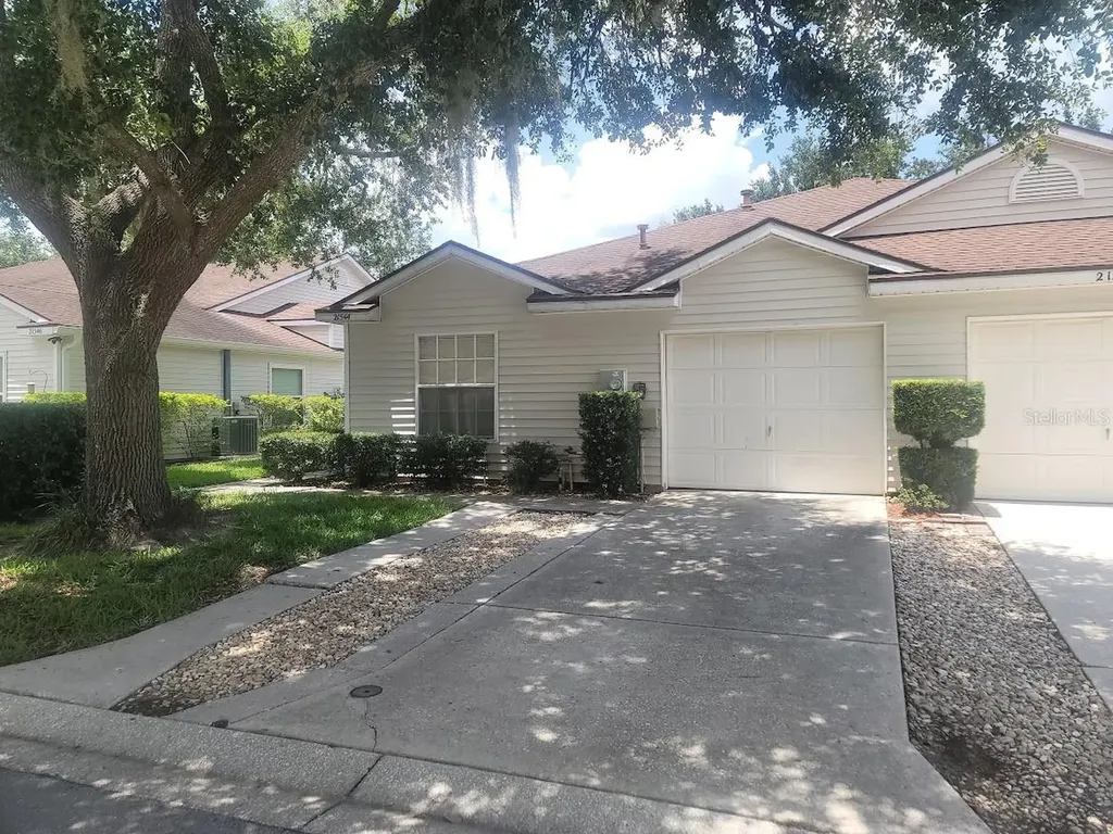 21544 Clubside Loop Lutz FL 33549