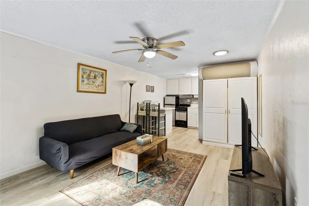 2490 SW 14th Drive Gainesville FL 32608