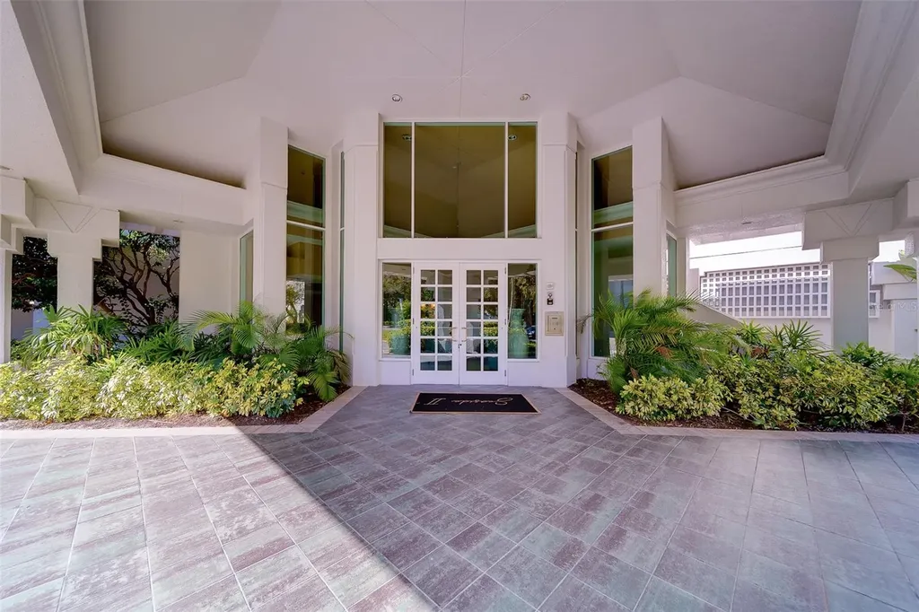 2 Seaside Lane Belleair FL 33756