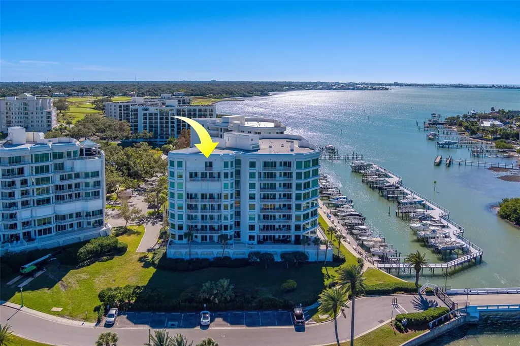 2 Seaside Lane Belleair FL 33756