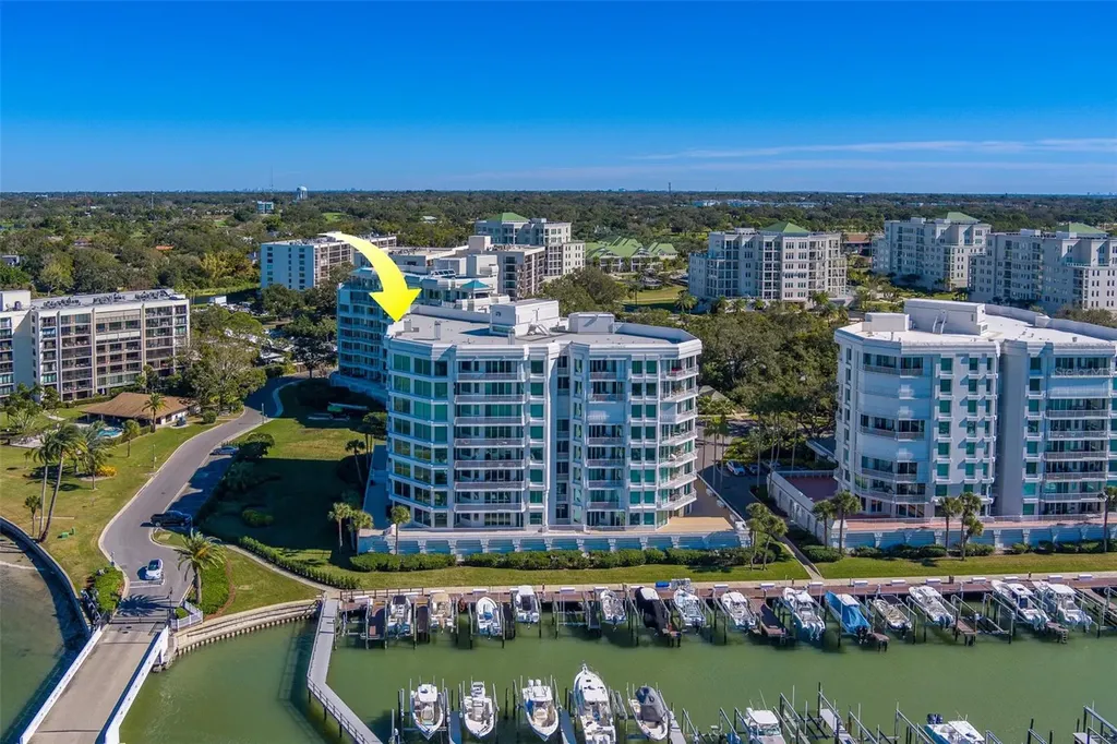 2 Seaside Lane Belleair FL 33756