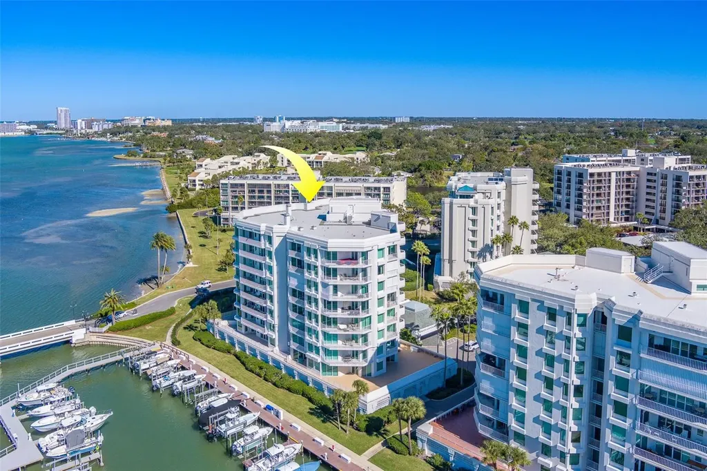 2 Seaside Lane Belleair FL 33756