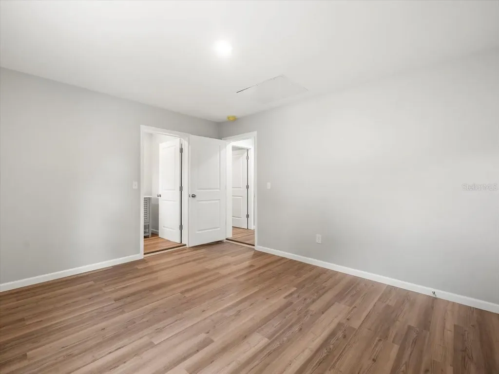 7571 Ridge Road Seminole FL 33772