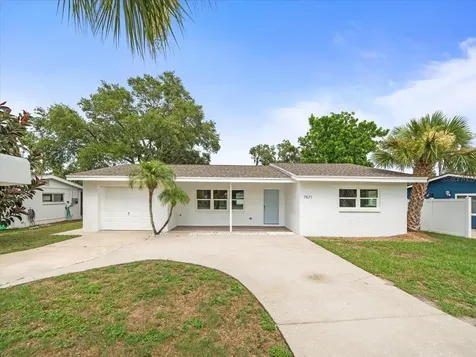 7571 Ridge Road Seminole FL 33772