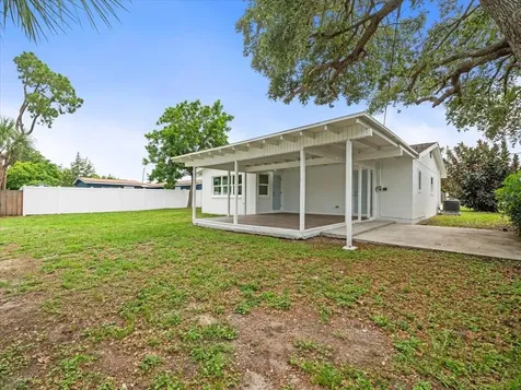 7571 Ridge Road Seminole FL 33772