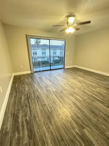 5967 Village Circle Orlando FL 32822