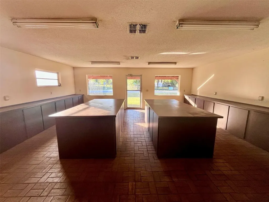 7103 N Carl G Rose Highway Hernando FL 34442