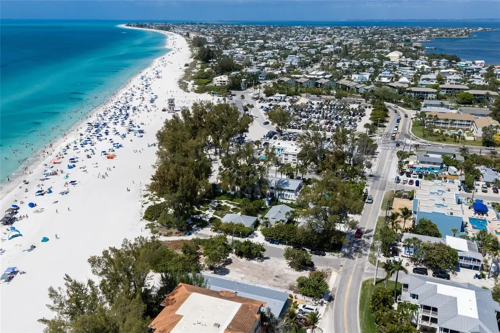 3720 Gulf Drive Holmes Beach FL 34217