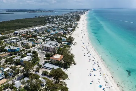 3720 Gulf Drive Holmes Beach FL 34217