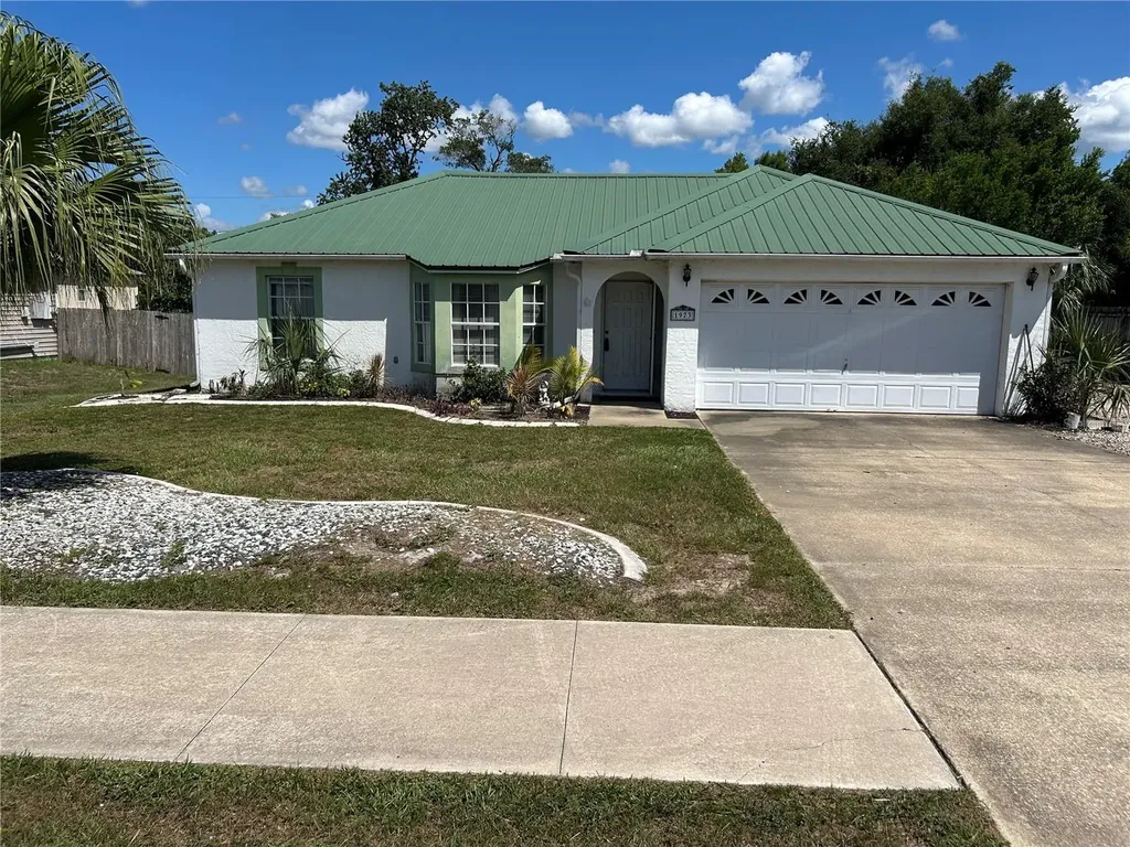 1973 S Old Mill Drive Deltona FL 32725