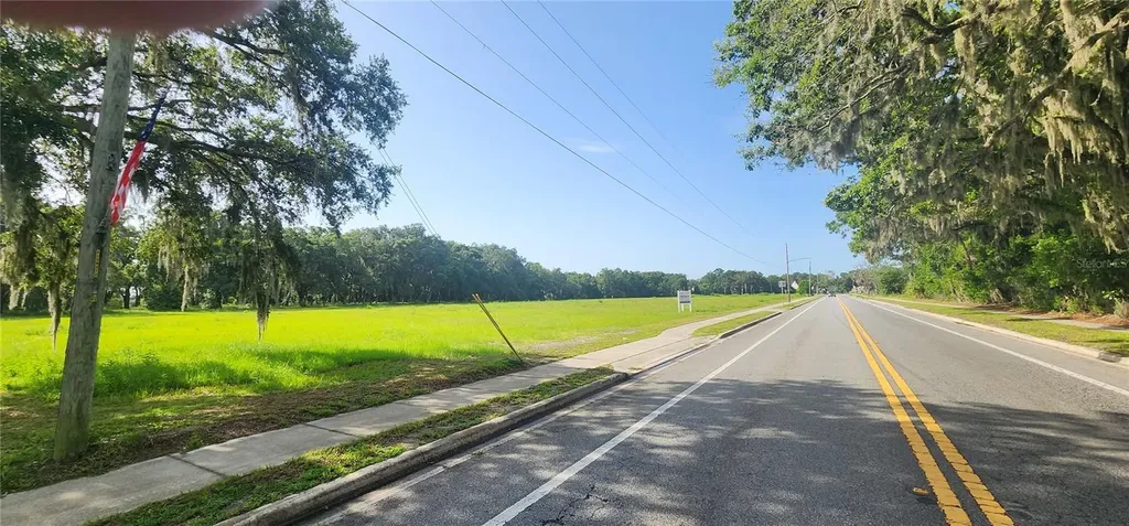 103 E 2nd Avenue E Pierson FL 32180