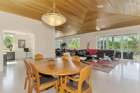 412 Treasure Boat Way Sarasota FL 34242