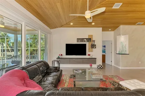 412 Treasure Boat Way Sarasota FL 34242