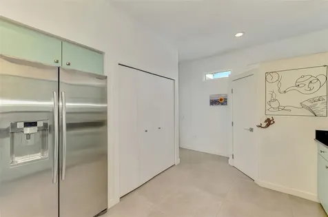 412 Treasure Boat Way Sarasota FL 34242