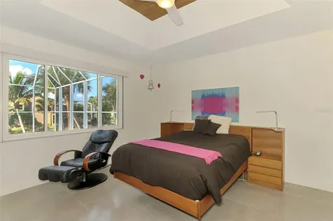 412 Treasure Boat Way Sarasota FL 34242
