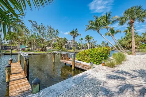 412 Treasure Boat Way Sarasota FL 34242