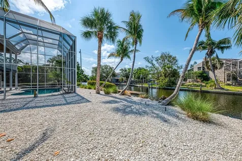 412 Treasure Boat Way Sarasota FL 34242