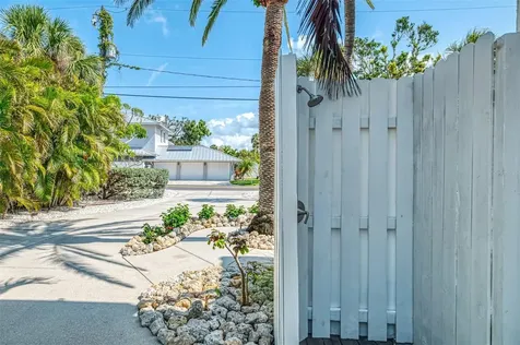 412 Treasure Boat Way Sarasota FL 34242