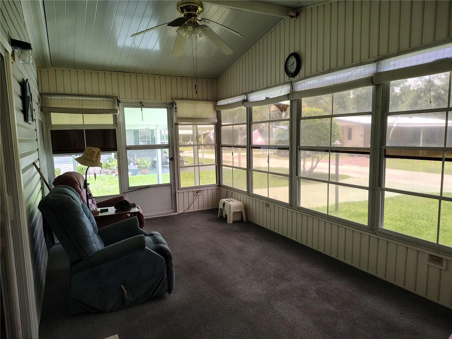 52 Outlet Drive Lake Panasoffkee FL 33538