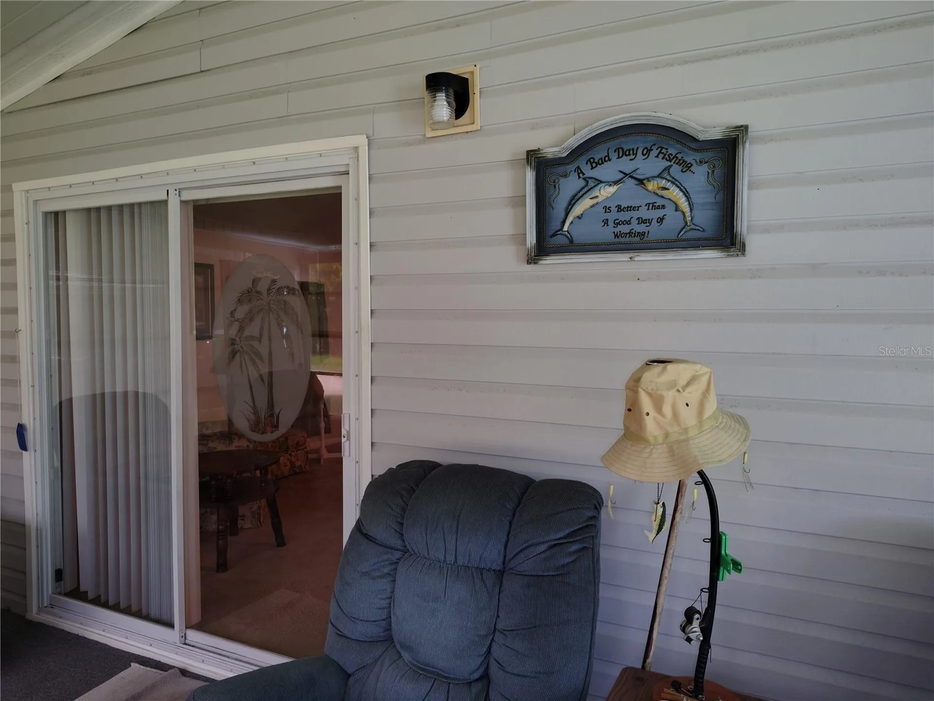 52 Outlet Drive Lake Panasoffkee FL 33538