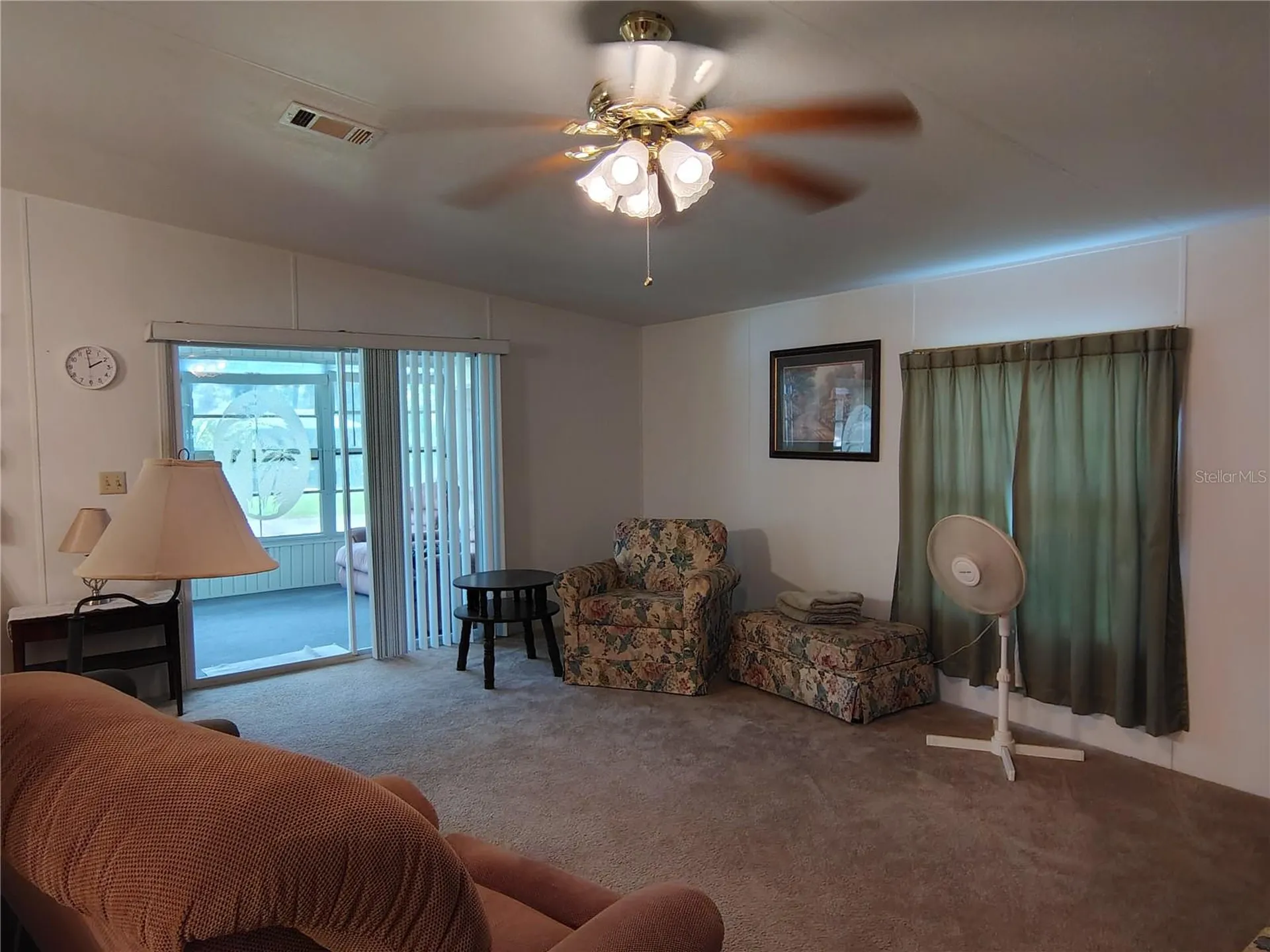 52 Outlet Drive Lake Panasoffkee FL 33538