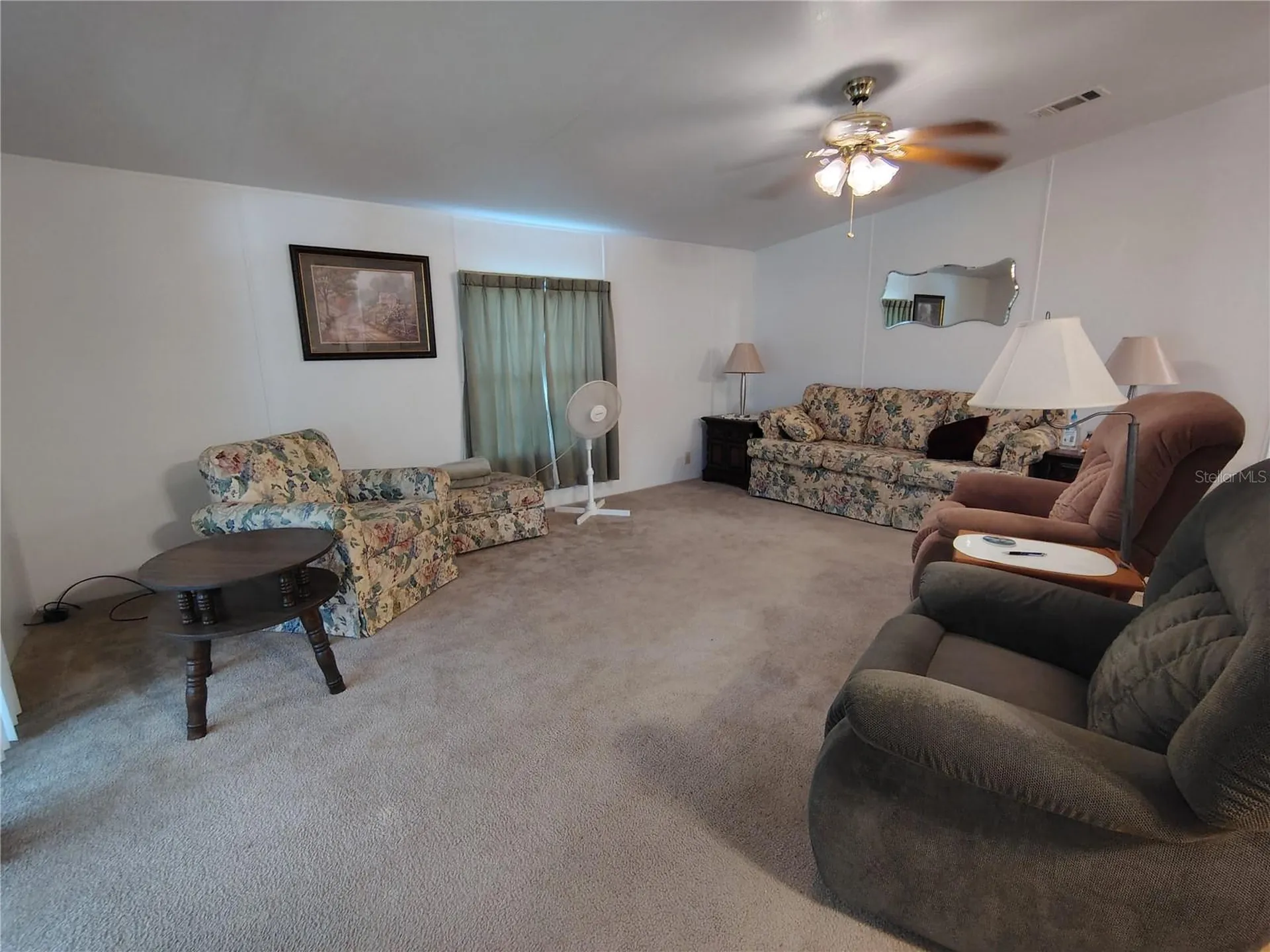 52 Outlet Drive Lake Panasoffkee FL 33538