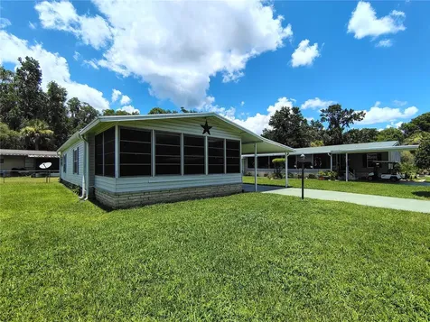 52 Outlet Drive Lake Panasoffkee FL 33538