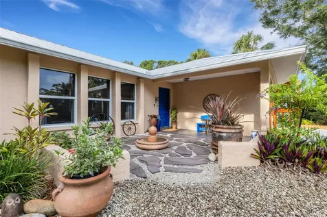 1733 Belvidere Road Englewood FL 34223