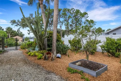 1733 Belvidere Road Englewood FL 34223