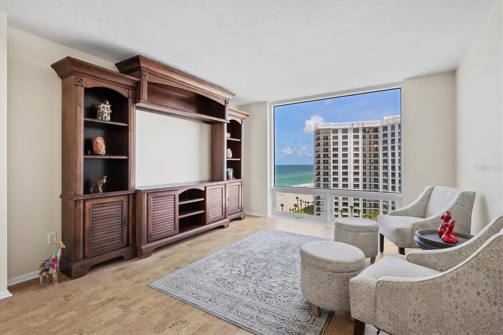 2425 Gulf Of Mexico Drive Longboat Key FL 34228
