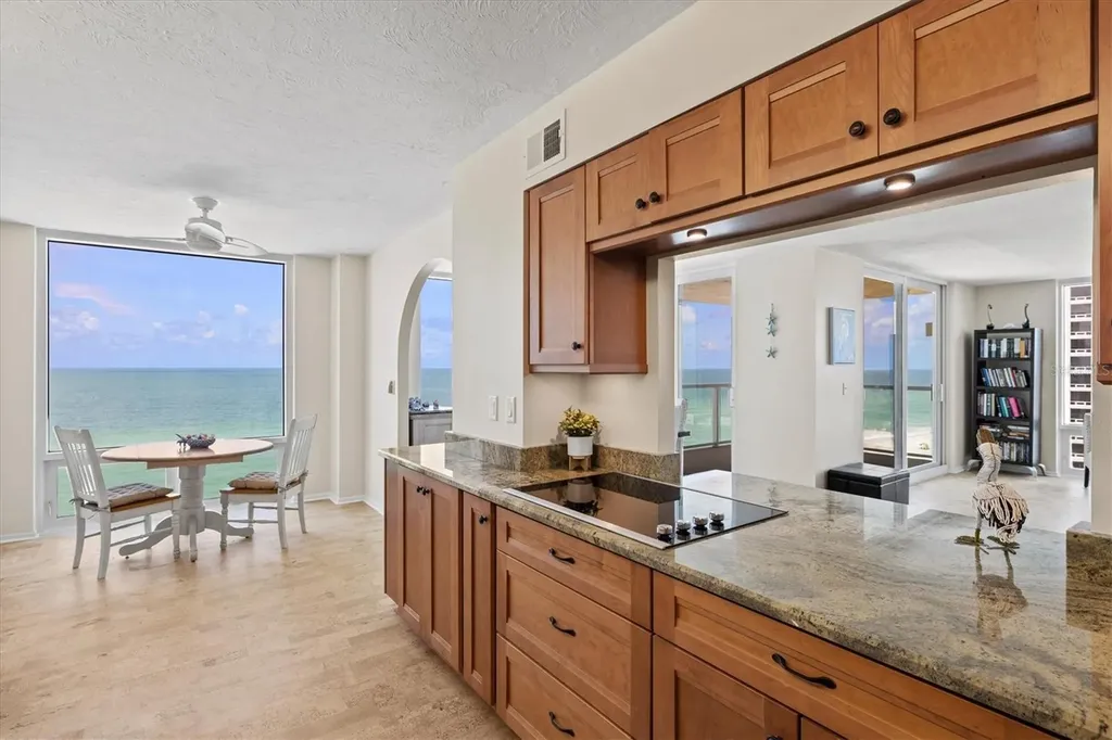 2425 Gulf Of Mexico Drive Longboat Key FL 34228