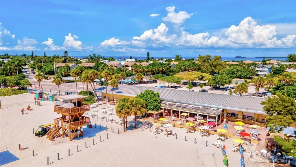2425 Gulf Of Mexico Drive Longboat Key FL 34228