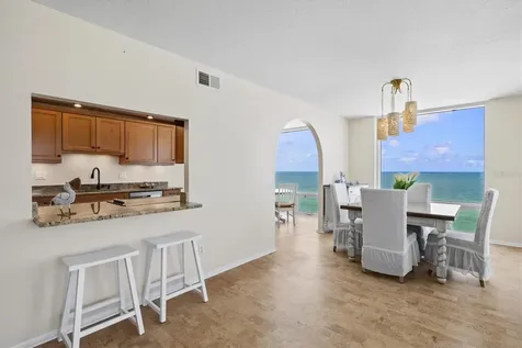 2425 Gulf Of Mexico Drive Longboat Key FL 34228