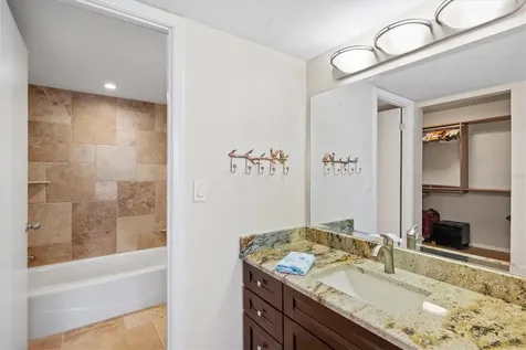 2425 Gulf Of Mexico Drive Longboat Key FL 34228