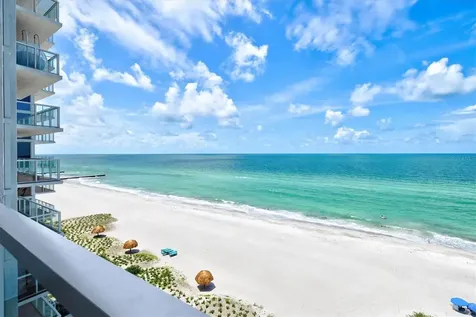 2425 Gulf Of Mexico Drive Longboat Key FL 34228