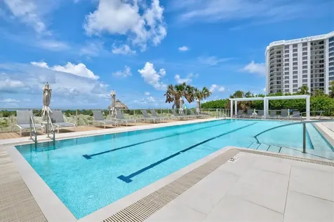 2425 Gulf Of Mexico Drive Longboat Key FL 34228