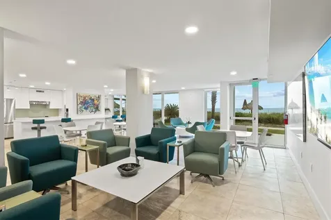 2425 Gulf Of Mexico Drive Longboat Key FL 34228