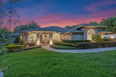 5102 Round Tree Court Orlando FL 32819