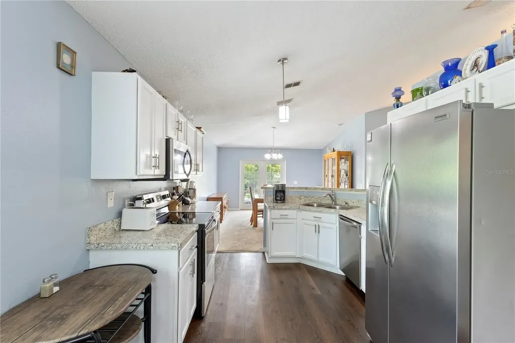 7804 Country Chase Avenue Lakeland FL 33810