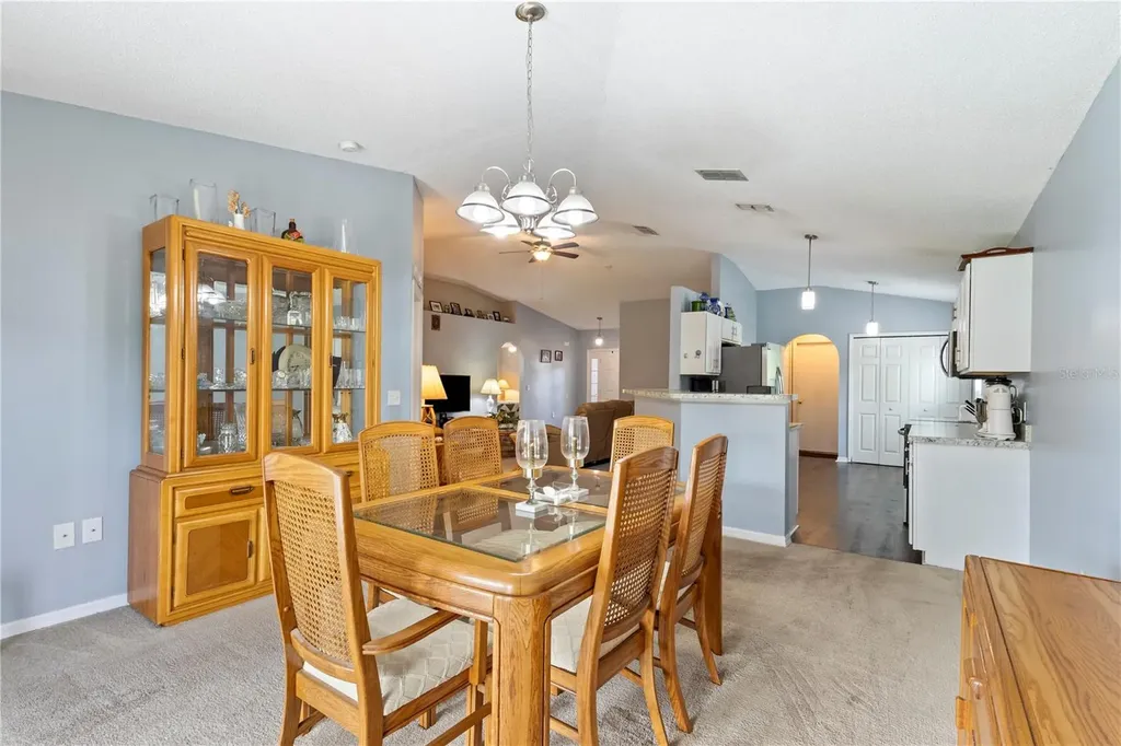 7804 Country Chase Avenue Lakeland FL 33810