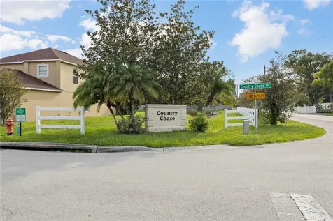 7804 Country Chase Avenue Lakeland FL 33810