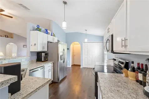 7804 Country Chase Avenue Lakeland FL 33810