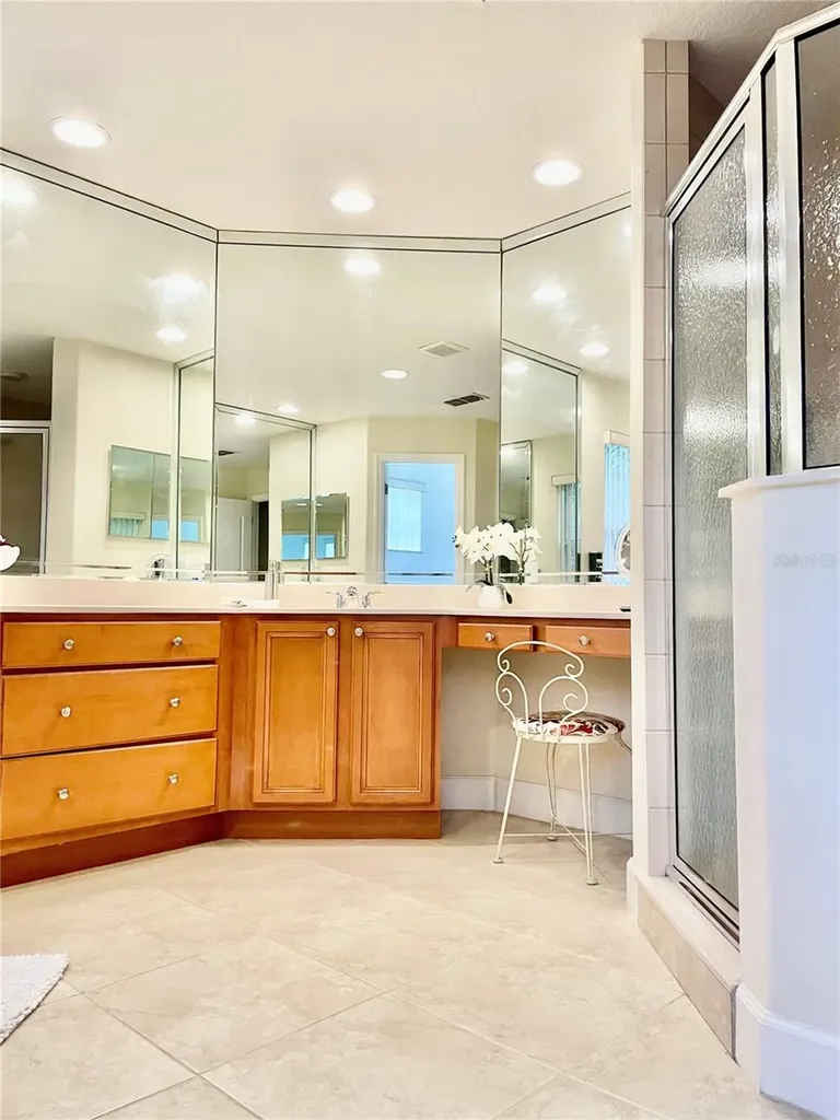 2111 Rocky Bluff Court Oviedo FL 32765