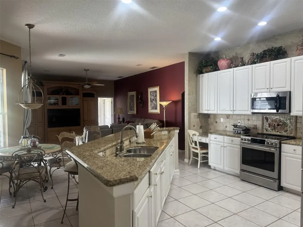 10303 Newington Drive Orlando FL 32836